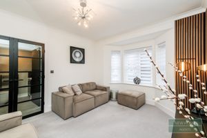 Photo 11- click for photo gallery